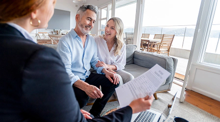 Point. Click. Shoot. Market